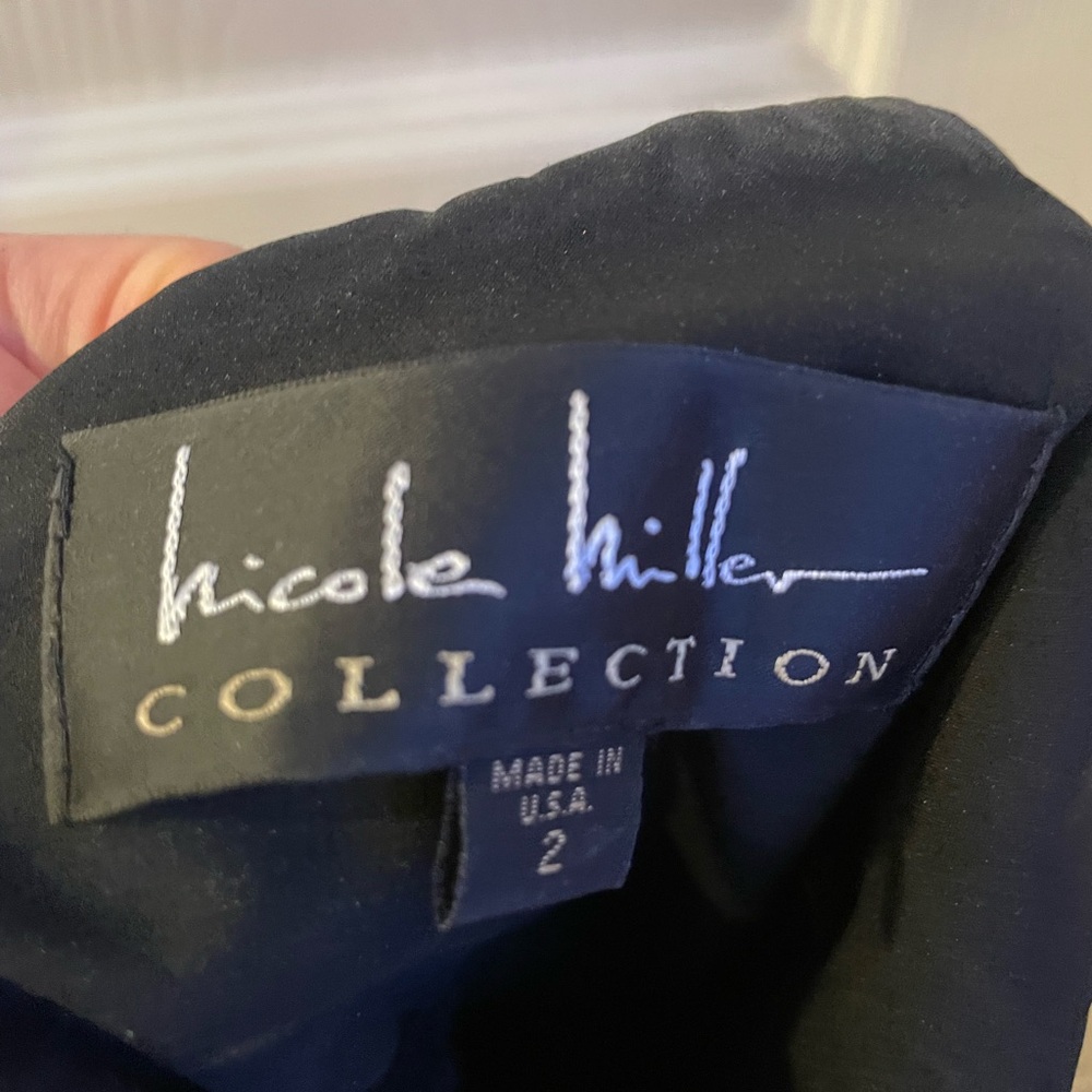 Nicole Miller Elegant Black Outerwear